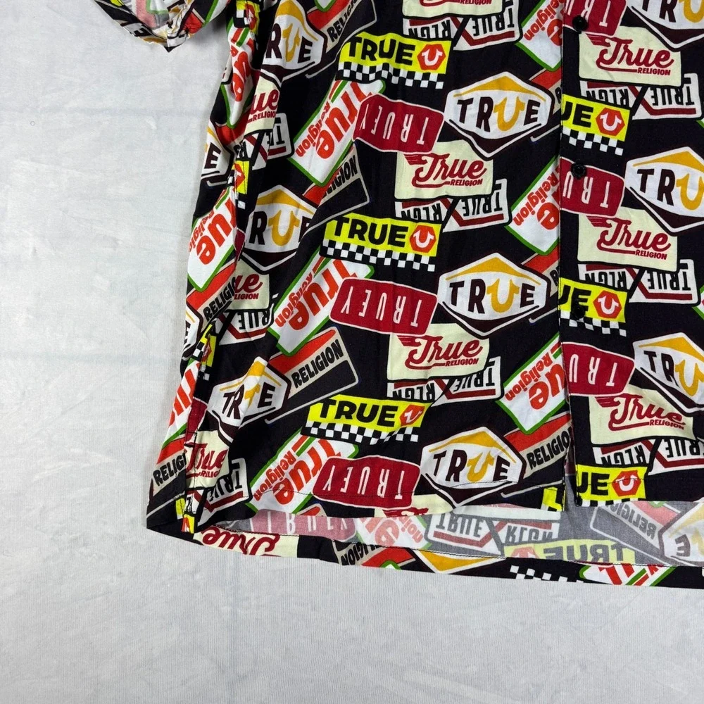 NWT True Religion Mens Button Up Camp Shirt Black All-Over Print Short Sleeve XL